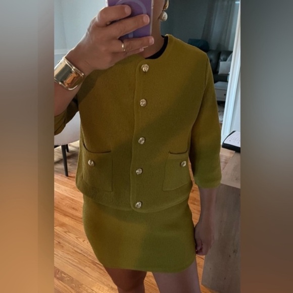 NWT ZARA cardigan 2025 collection  GOLDEN BUTTONS SIZE L and XL 
🚨PRICE FIRM - Picture 9 of 14